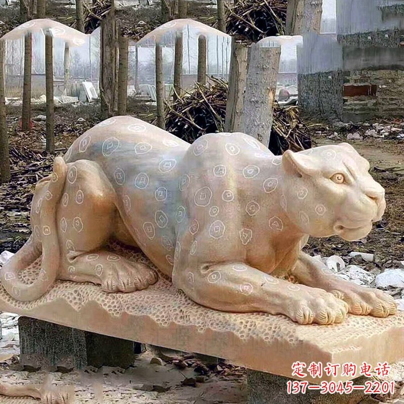 福州晚霞红金钱豹石雕-公园园林草坪动物雕塑