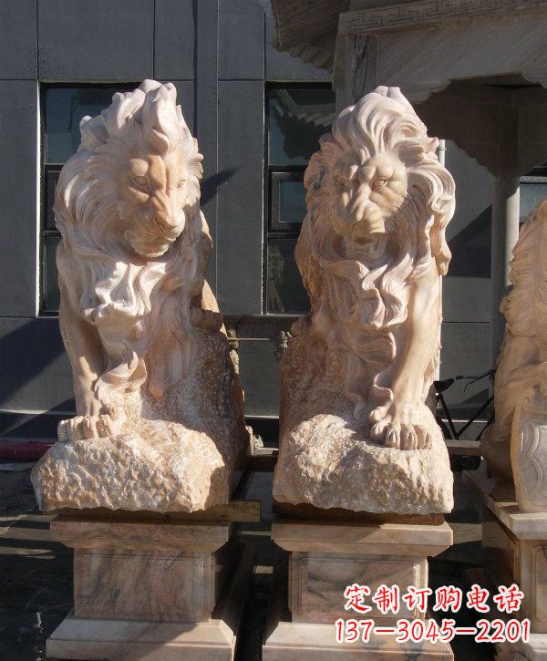 福州晚霞红欧式狮子石雕