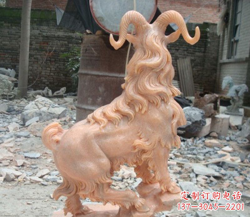 福州晚霞红山羊石雕