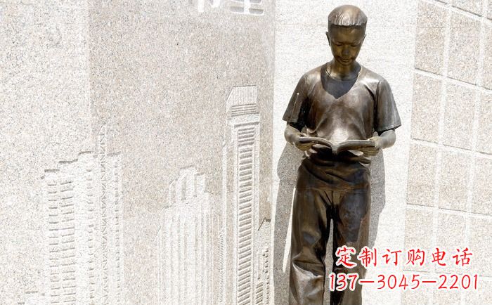 福州校园看书的学生人物铜雕