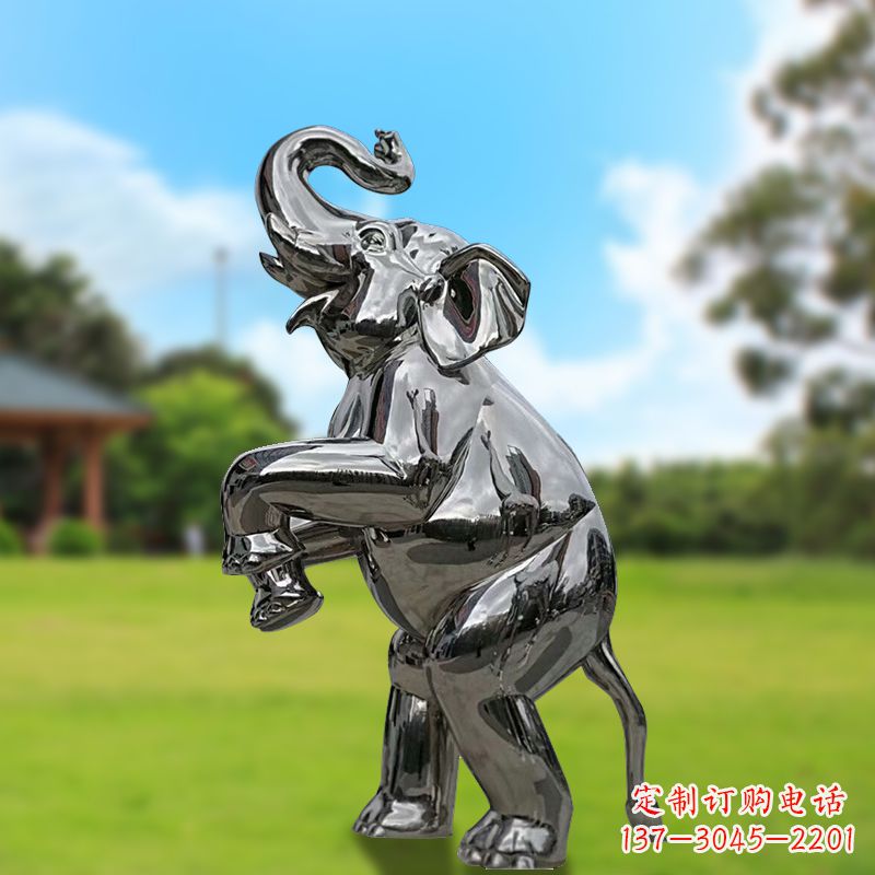 福州站立的不锈钢小象雕塑
