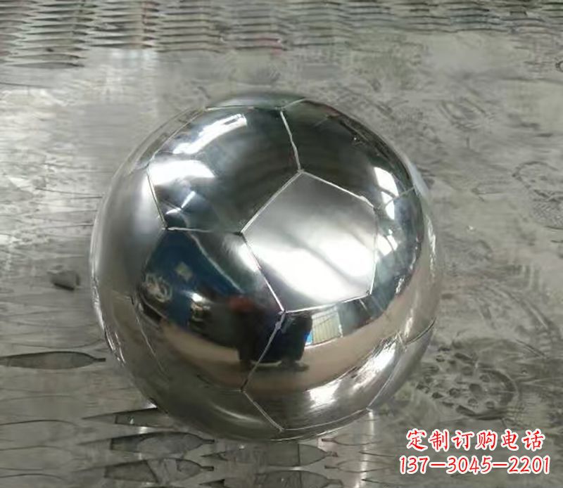 福州足球不锈钢体育器材雕塑