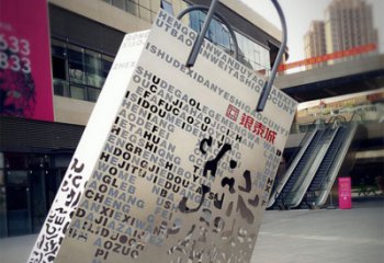 福州购物袋雕塑-步行街室外锻造刻字不锈钢购物袋雕塑